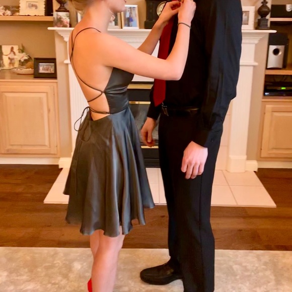Gunmetal homecoming dress. - Picture 2 of 4